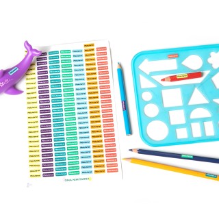 Tilaa pienet nimitarrat netistä | Omanimitarra.fi